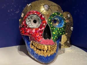 totenkopf-niki-de-saint-phalle-christiane-witt-feng-shui-beratung